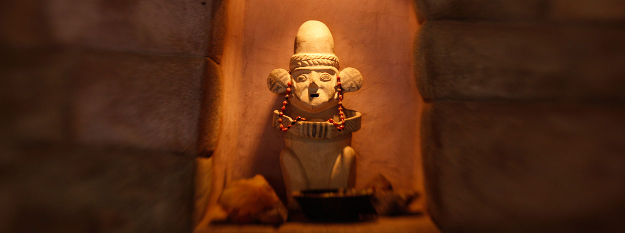 http://www.inkareisen.de/wp-content/uploads/2014/11/peru-kunst.jpg